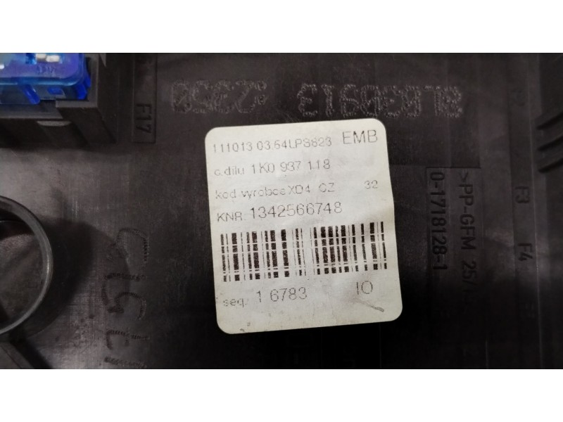 Recambio de caja reles / fusibles para skoda superb ii (3t4) 2.0 tdi 16v referencia OEM IAM 1K0937125D 1K0937118 