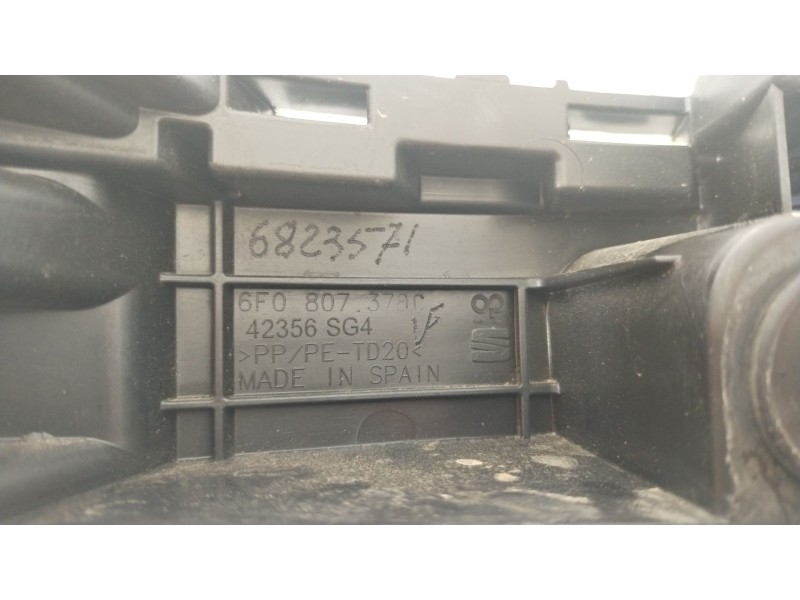 Recambio de soporte paragolpes trasero para seat ibiza (kj1) fr ib referencia OEM IAM 6F0807378C 6F0807377C 