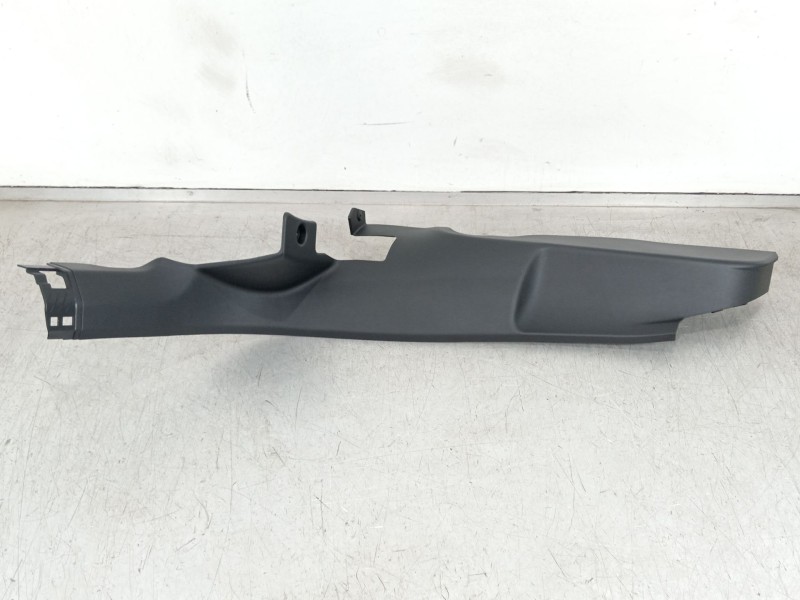 Recambio de moldura para cupra tavascan tavascan referencia OEM IAM 11H867765 11H8677664PK 