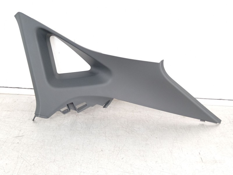 Recambio de moldura para cupra tavascan tavascan referencia OEM IAM 11H8672874PK  