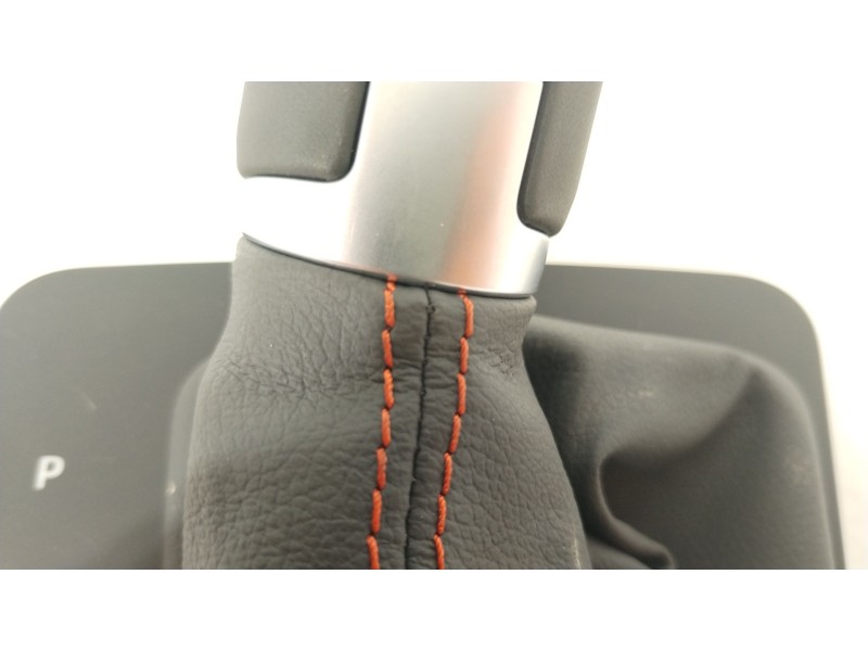 Recambio de pomo palanca cambio para seat ibiza (kj1) fr ib referencia OEM IAM 6F1713203WME  