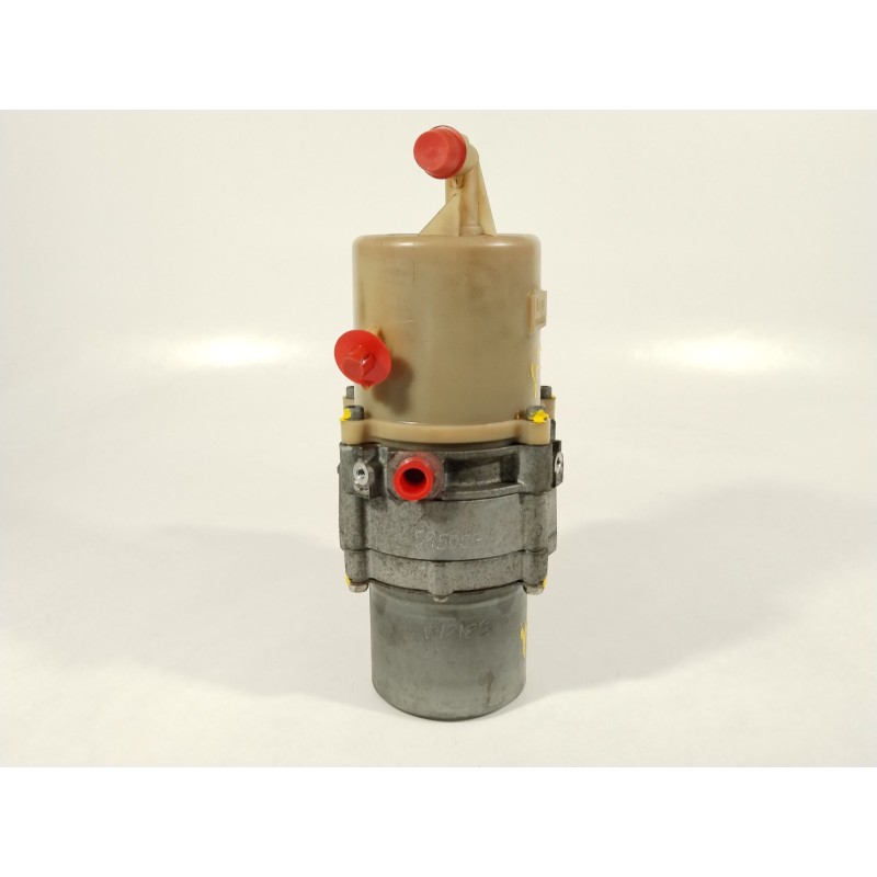 Recambio de bomba direccion para mazda 3 lim. (bl) 1.6 16v cat referencia OEM IAM BFD132600 118010396 Q3150984