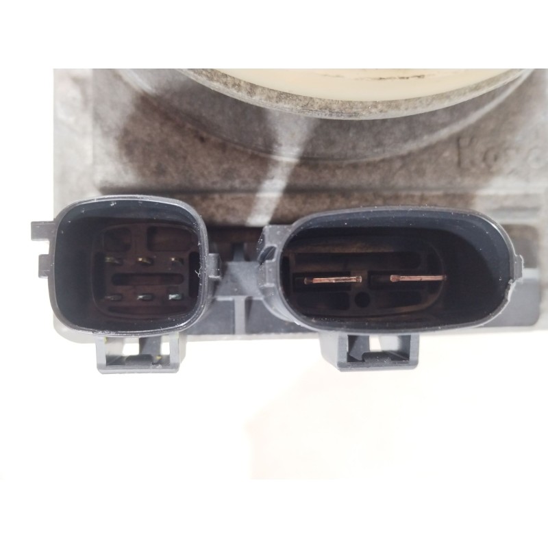 Recambio de bomba direccion para mazda 3 lim. (bl) 1.6 16v cat referencia OEM IAM BFD132600 118010396 Q3150984