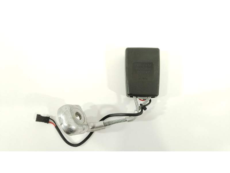 ENGANCHE CINTURON TRASERO DERECHO 72117243274 7243274