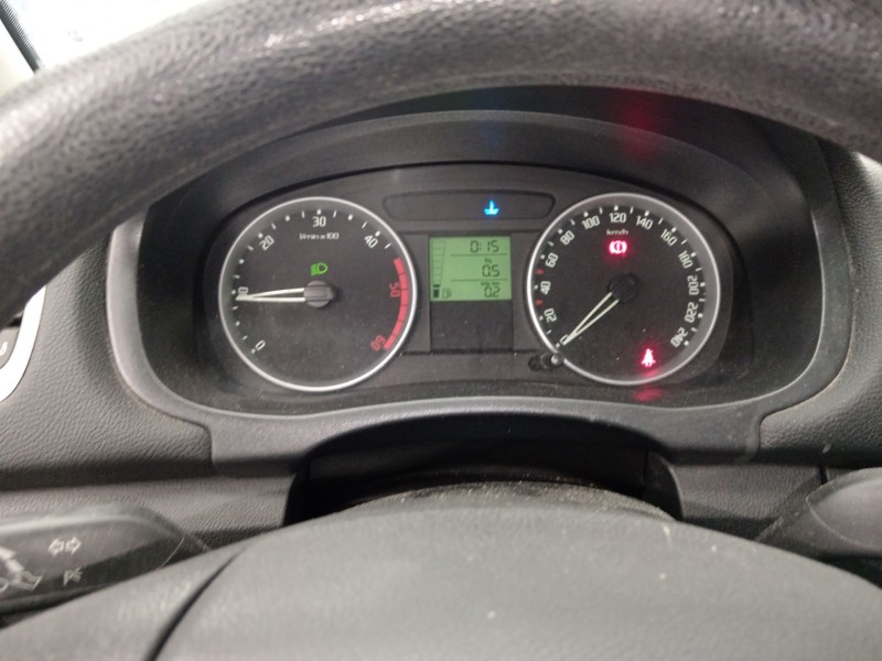 Recambio de cuadro instrumentos para skoda fabia ii (542) 1.4 tdi referencia OEM IAM 5J0920811C  