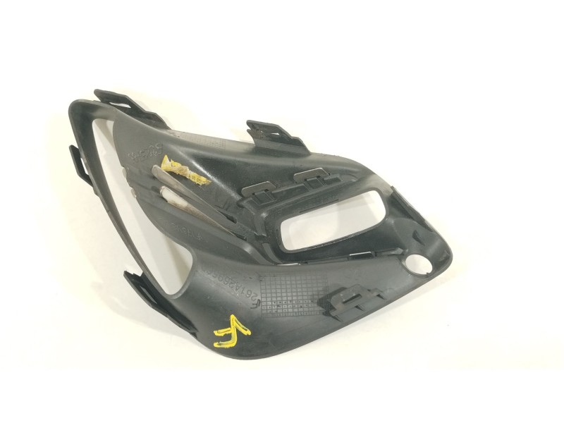 Recambio de rejilla paragolpes derecha para renault clio v (b7_) 1.3 tce 130 (b7mf) referencia OEM IAM 261A26956R  