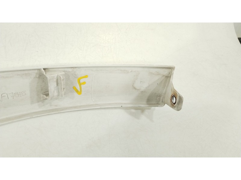 Recambio de moldura para peugeot boxer furgoneta 2.2 hdi 120 referencia OEM IAM 1306528070 1306528070DX 