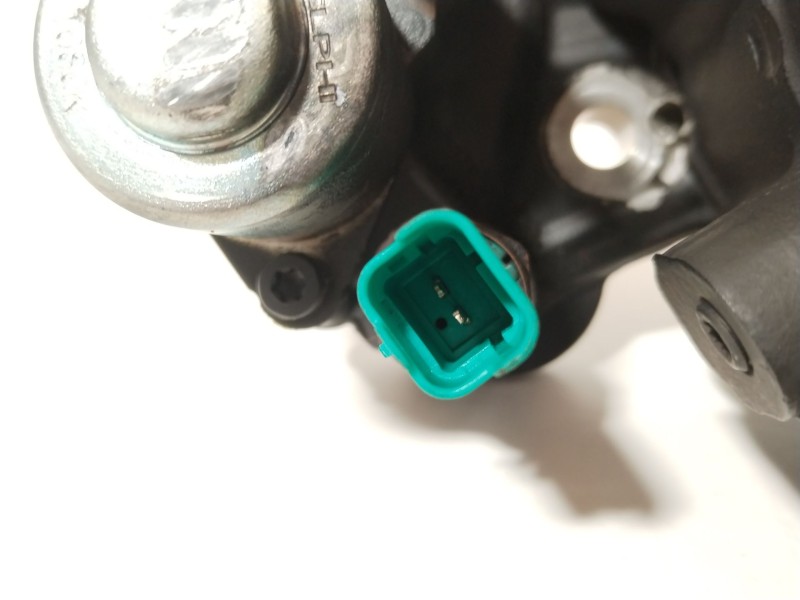 Recambio de bomba inyeccion para ford kuga i 2.0 tdci referencia OEM IAM 9687959180 9424A050A 