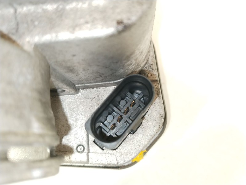 Recambio de caja mariposa para seat leon (1p1) 2.0 tdi 16v referencia OEM IAM 038128063G  