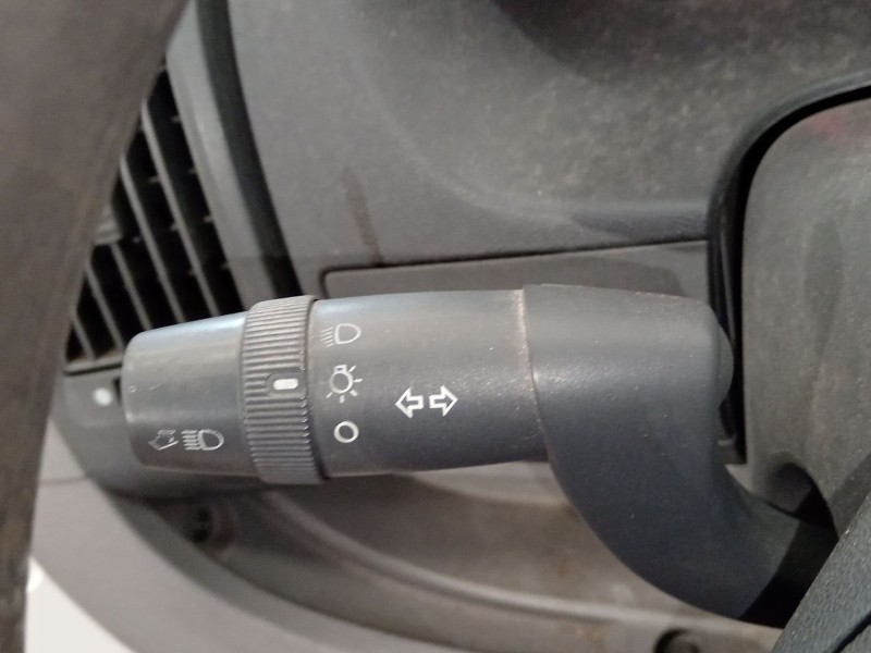 Recambio de mando luces para peugeot boxer furgoneta 2.2 hdi 120 referencia OEM IAM 1695166680  
