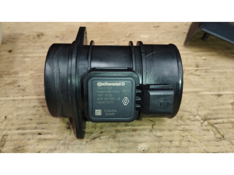 Recambio de caudalimetro para renault clio iv (bh_) 1.5 dci 90 referencia OEM IAM 8200702517 8200682558 5WK97021