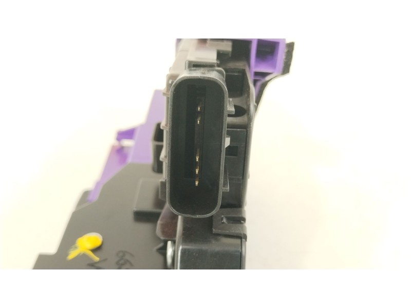 Recambio de cerradura puerta trasera derecha para hyundai i30 (pde, pd, pden) 1.5 referencia OEM IAM 81420G3010  