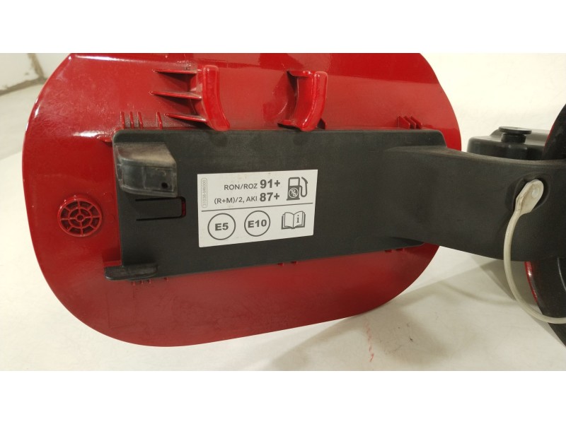 Recambio de tapa exterior combustible para hyundai i30 (pde, pd, pden) 1.5 referencia OEM IAM 81595G4000 81595G4050 