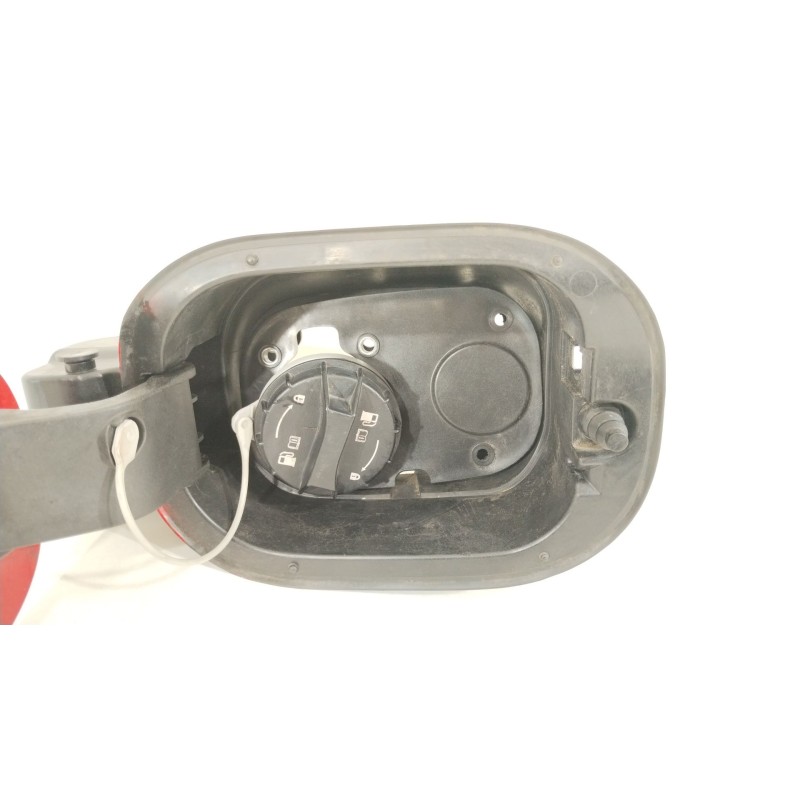Recambio de tapa exterior combustible para hyundai i30 (pde, pd, pden) 1.5 referencia OEM IAM 81595G4000 81595G4050 
