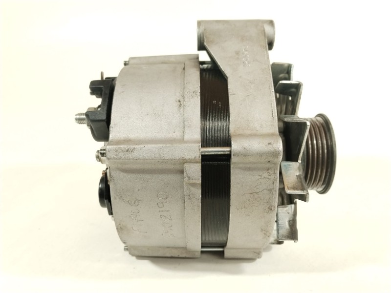 Recambio de alternador para saab 9000 2.0 -16 referencia OEM IAM 9529033  