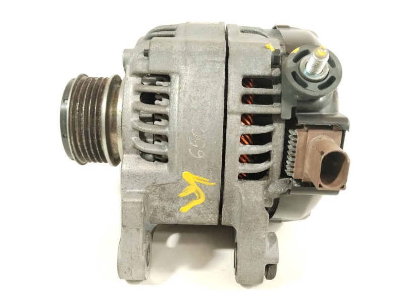 Recambio de alternador para kia cee´d (jd) 1.6 crdi 136 referencia OEM IAM 373002A750 MS1042113580 