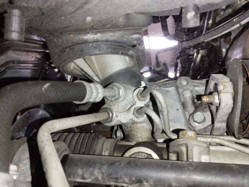 Recambio de cremallera direccion para dodge caliber s referencia OEM IAM 05105085AD  