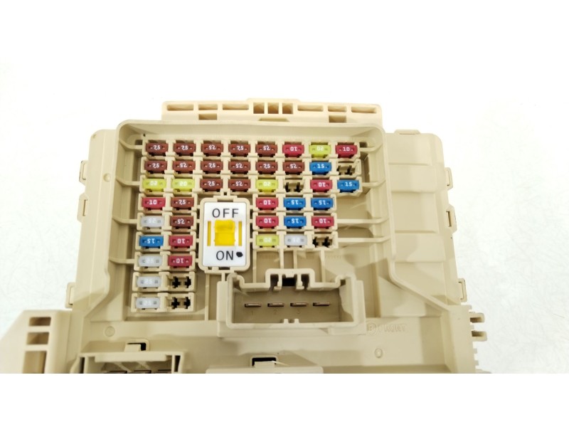 Recambio de caja reles / fusibles para hyundai i30 (pde, pd, pden) 1.5 referencia OEM IAM 91955G4290 G42902303090018 