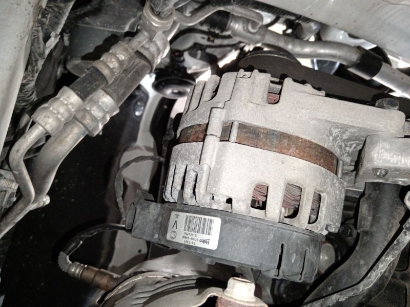 Recambio de alternador para hyundai i20 ii (gb, ib) 1.1 crdi referencia OEM IAM 373002A950 2617561 