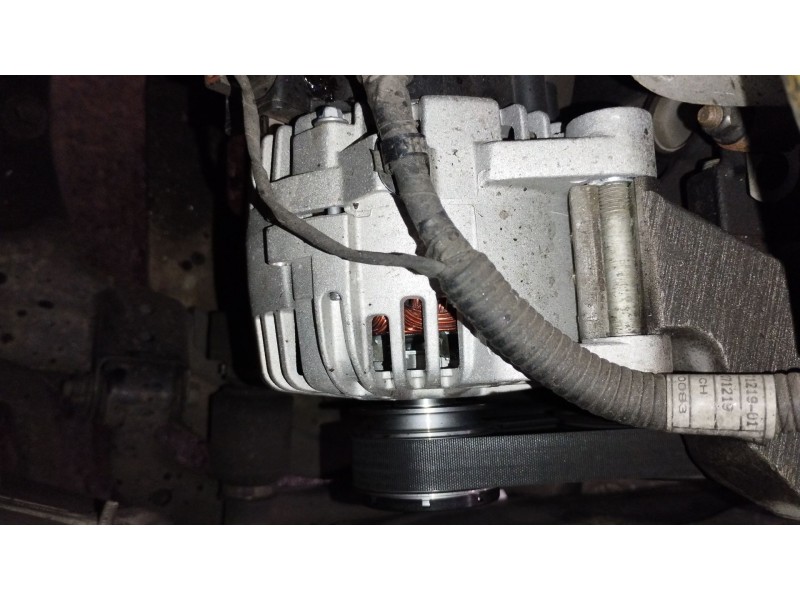 Recambio de alternador para kia cee´d hatchback (ed) 1.6 crdi 115 referencia OEM IAM 0986081060 0986XL8038 