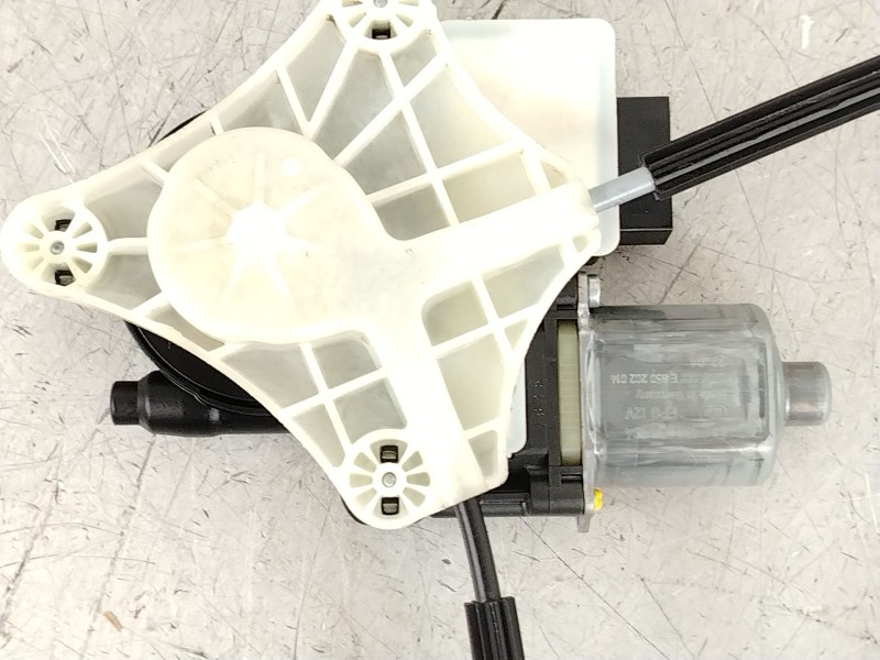 Recambio de elevalunas trasero derecho para seat ibiza (kj1) fr ib referencia OEM IAM 6F0839462C 5Q0959408D 