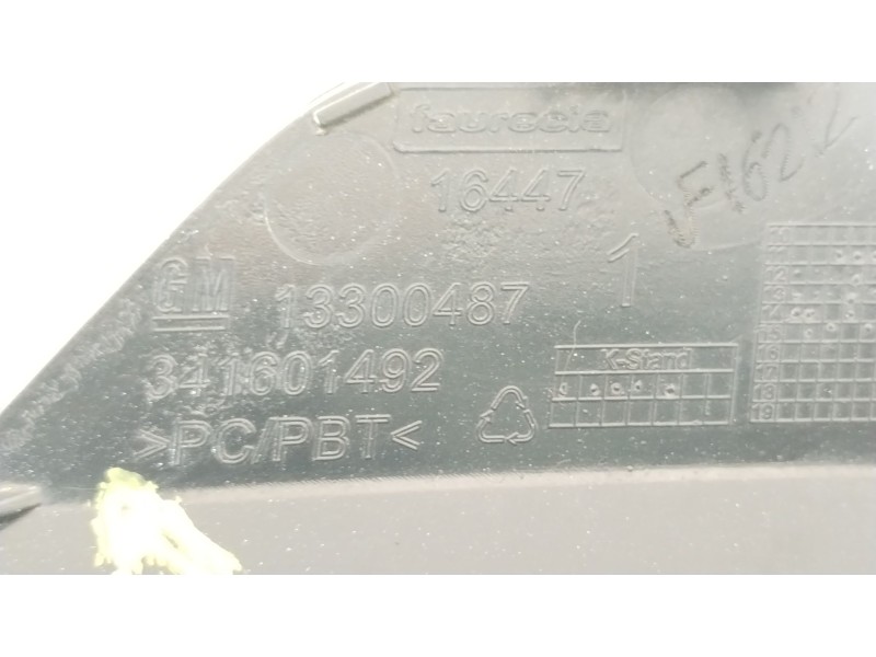 Recambio de tapa paragolpes para opel zafira tourer c (p12) 1.4 (75) referencia OEM IAM 13300487 641601492 