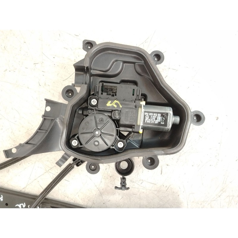 Recambio de elevalunas delantero derecho para seat ibiza iv (6j5, 6p1) 1.2 tsi referencia OEM IAM 6J4837402AK 6R0959802ED 