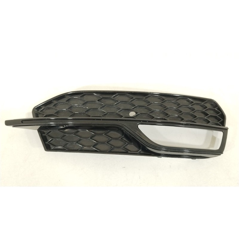 Recambio de rejilla paragolpes derecha para audi a3 sportback (8va, 8vf) s3 quattro referencia OEM IAM 8V3807682G 8V2807682G 