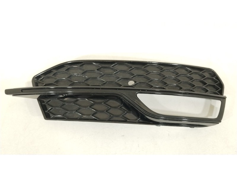 Recambio de rejilla paragolpes derecha para audi a3 sportback (8va, 8vf) s3 quattro referencia OEM IAM 8V3807682G 8V2807682G 