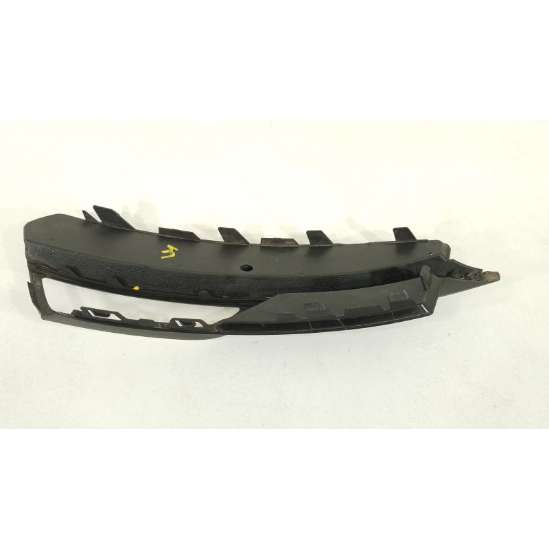 Recambio de rejilla paragolpes derecha para audi a3 sportback (8va, 8vf) s3 quattro referencia OEM IAM 8V3807682G 8V2807682G 