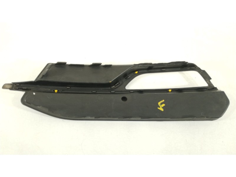 Recambio de rejilla paragolpes derecha para audi a3 sportback (8va, 8vf) s3 quattro referencia OEM IAM 8V3807682G 8V2807682G 