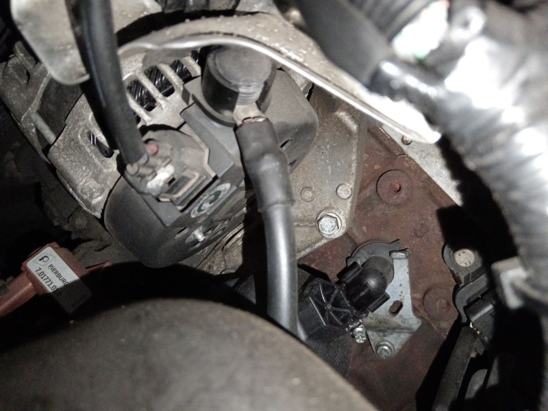 Recambio de alternador para ford kuga i 2.0 tdci referencia OEM IAM 1042103513 191122 PO771159