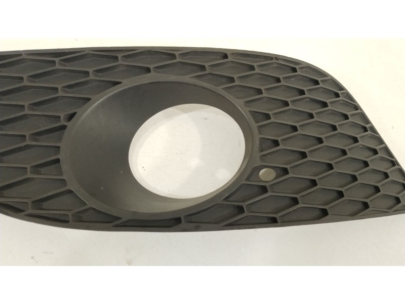 Recambio de rejilla paragolpes derecha para seat leon (1p1) 1.6 tdi referencia OEM IAM 1P0853666E 14884SG4 