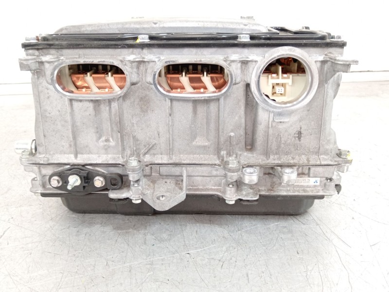 Recambio de convertidor potencia para toyota auris (_e18_) 1.8 hybrid (zwe186_) referencia OEM IAM G920047190  