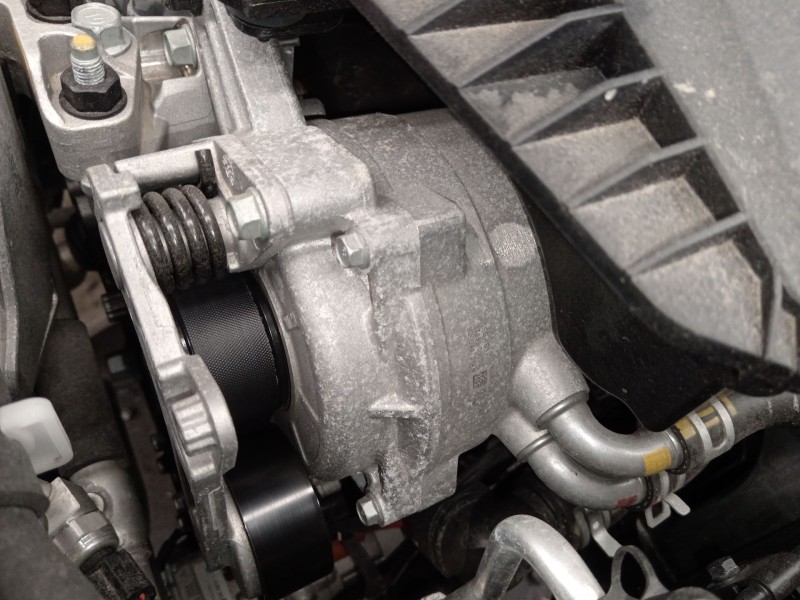 Recambio de alternador para kia niro (de) 1.6 gdi hybrid referencia OEM IAM 3739003900  K200427314M