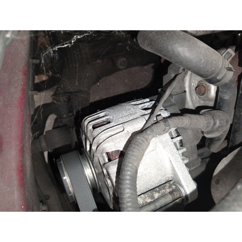 Recambio de alternador para kia cee´d hatchback (ed) 1.6 crdi 115 referencia OEM IAM C543370A 373002A500 