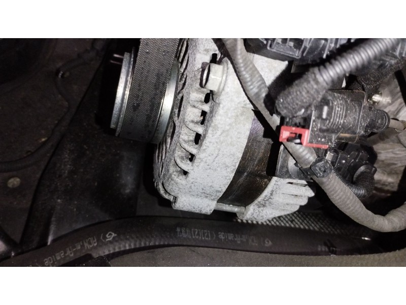Recambio de alternador para opel astra j sedán 1.7 cdti (69) referencia OEM IAM 13579675  