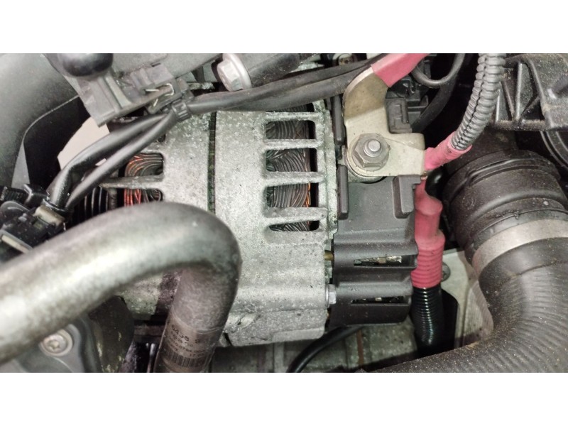 Recambio de alternador para bmw 5 (f10) 530 d xdrive referencia OEM IAM 2613702A 12318515754 S12AN11