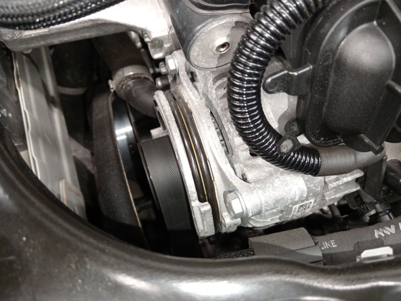 Recambio de alternador para mini mini (f55) one referencia OEM IAM 1042119870  
