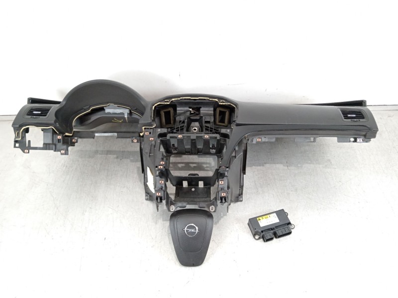 Recambio de kit airbag para opel insignia a (g09) 2.0 cdti (68) referencia OEM IAM 13275639 13270401 13503645