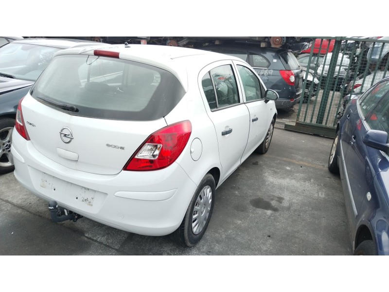 opel corsa d (s07) del año 2013