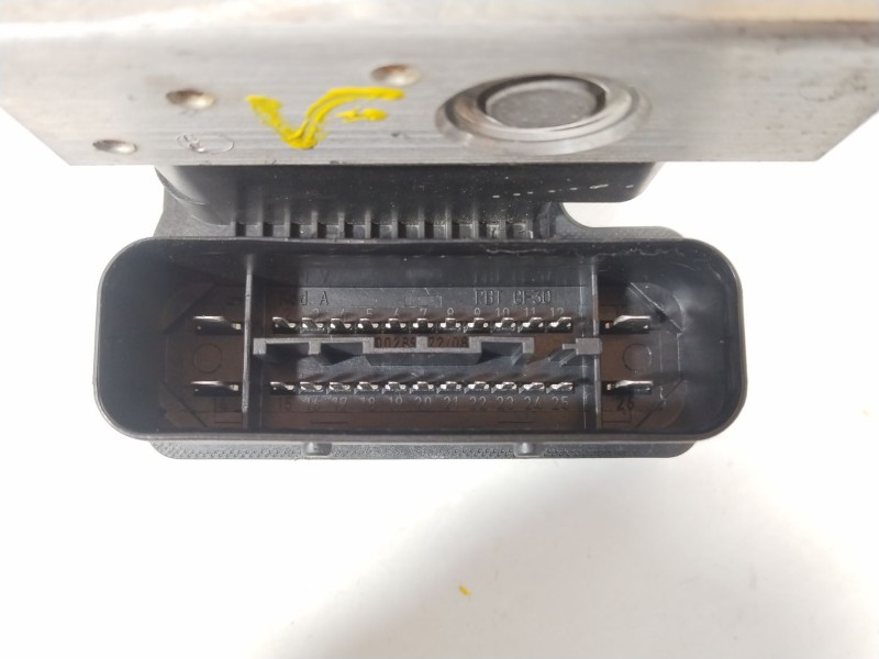 Recambio de abs para toyota yaris (_p9_) 1.4 d-4d (nlp90_) referencia OEM IAM 445100D110 06210212114 895410D060
