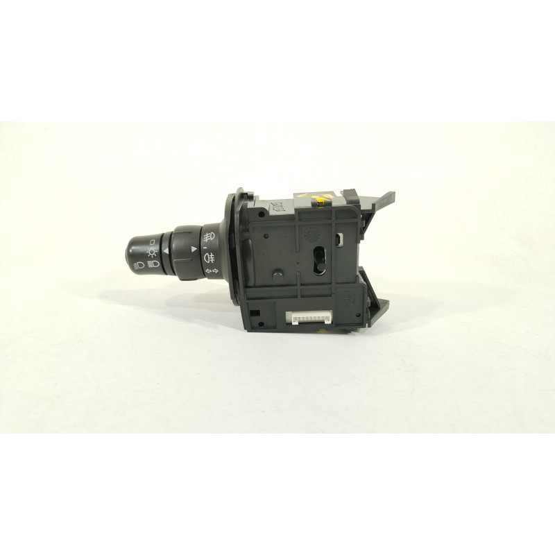 Recambio de mando luces para renault scénic ii (jm0/1_) 1.5 dci (jm1e, jm16) referencia OEM IAM 7701057568  