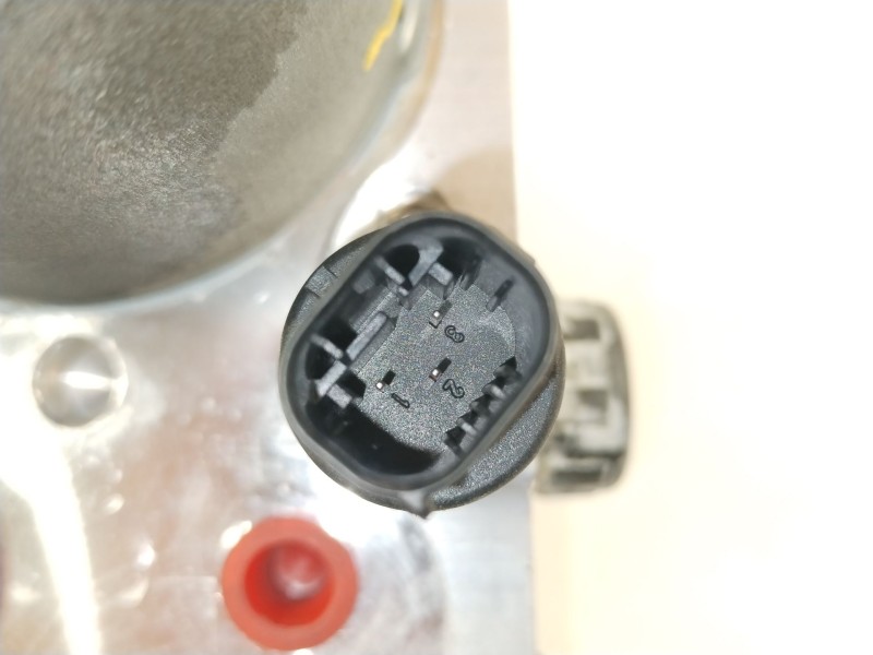 Recambio de abs para audi a4 b6 (8e2) 2.0 referencia OEM IAM 8E0614517 0265225048 