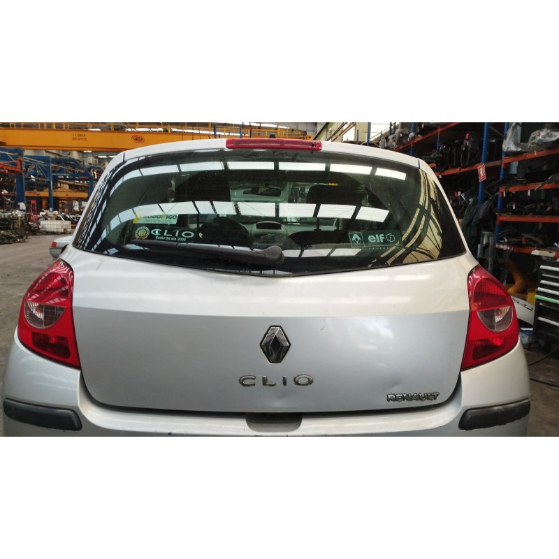 Recambio de porton trasero para renault clio iii exception referencia OEM IAM   