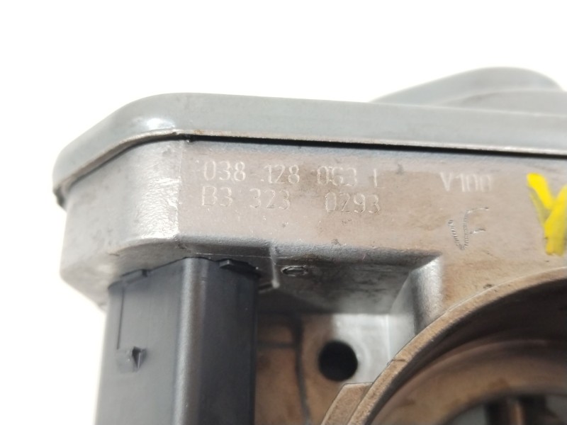 Recambio de caja mariposa para seat toledo iii (5p2) 1.9 tdi referencia OEM IAM 038128063L  