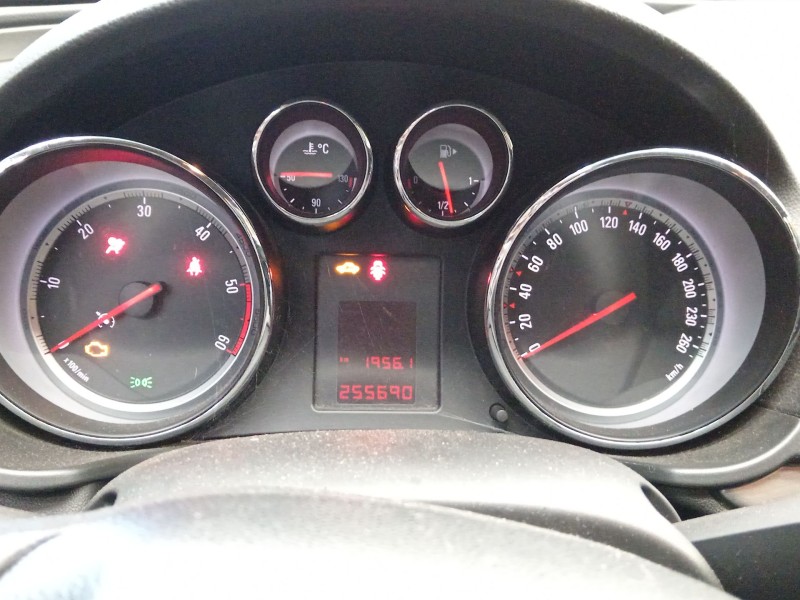 Recambio de cuadro instrumentos para opel insignia a (g09) 2.0 cdti (68) referencia OEM IAM   