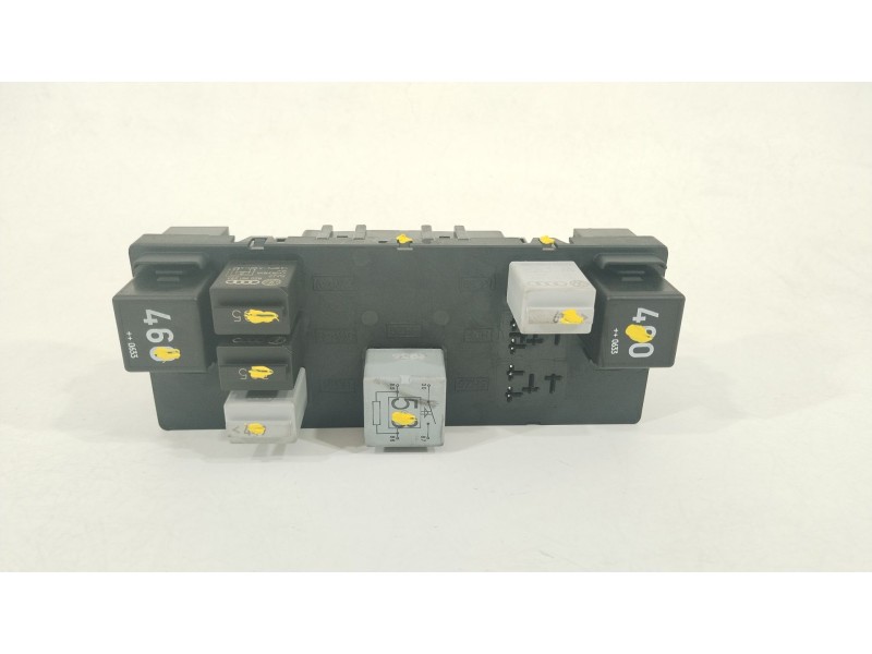 Recambio de caja reles / fusibles para audi a3 (8p1) 2.0 tdi referencia OEM IAM 8P0907279F F005V00519 