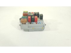 Recambio de caja reles / fusibles para lancia ypsilon (843_) 1.2 (843.axb1a) referencia OEM IAM 51724661   2