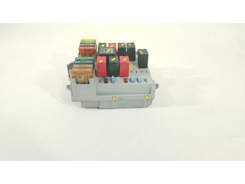 Recambio de caja reles / fusibles para lancia ypsilon (843_) 1.2 (843.axb1a) referencia OEM IAM 51724661  